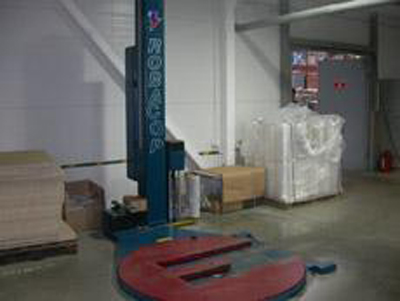 Rotoplat 505 TP.jpg Avvolgipallet per  transpallet azienda farmaceutica Napoli